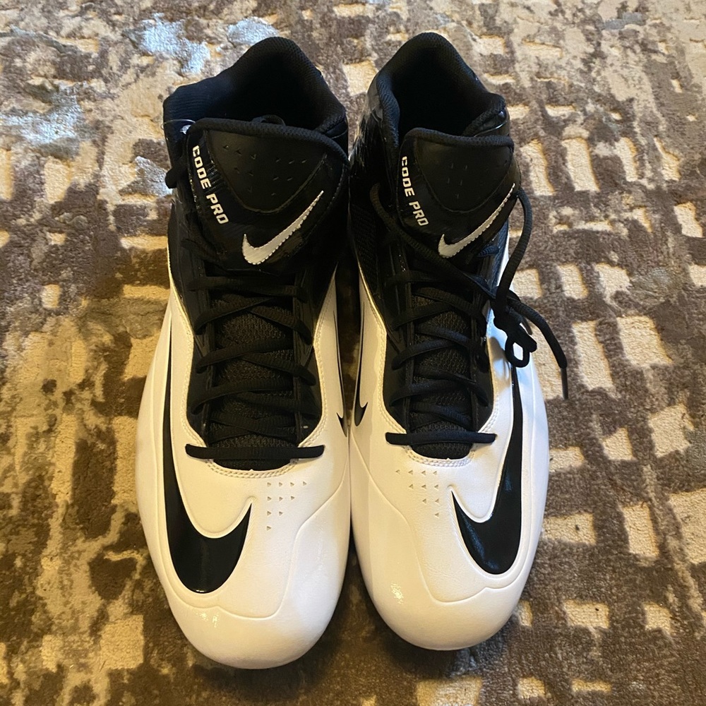 NEW Nike Code Pro Mens Football Cleats Size 18
